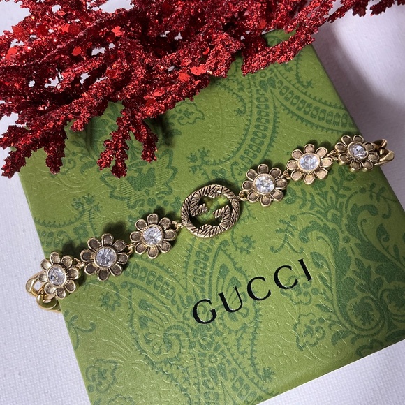 Gucci Retro GG Gold and Crystal Bracelet - Picture 2 of 3